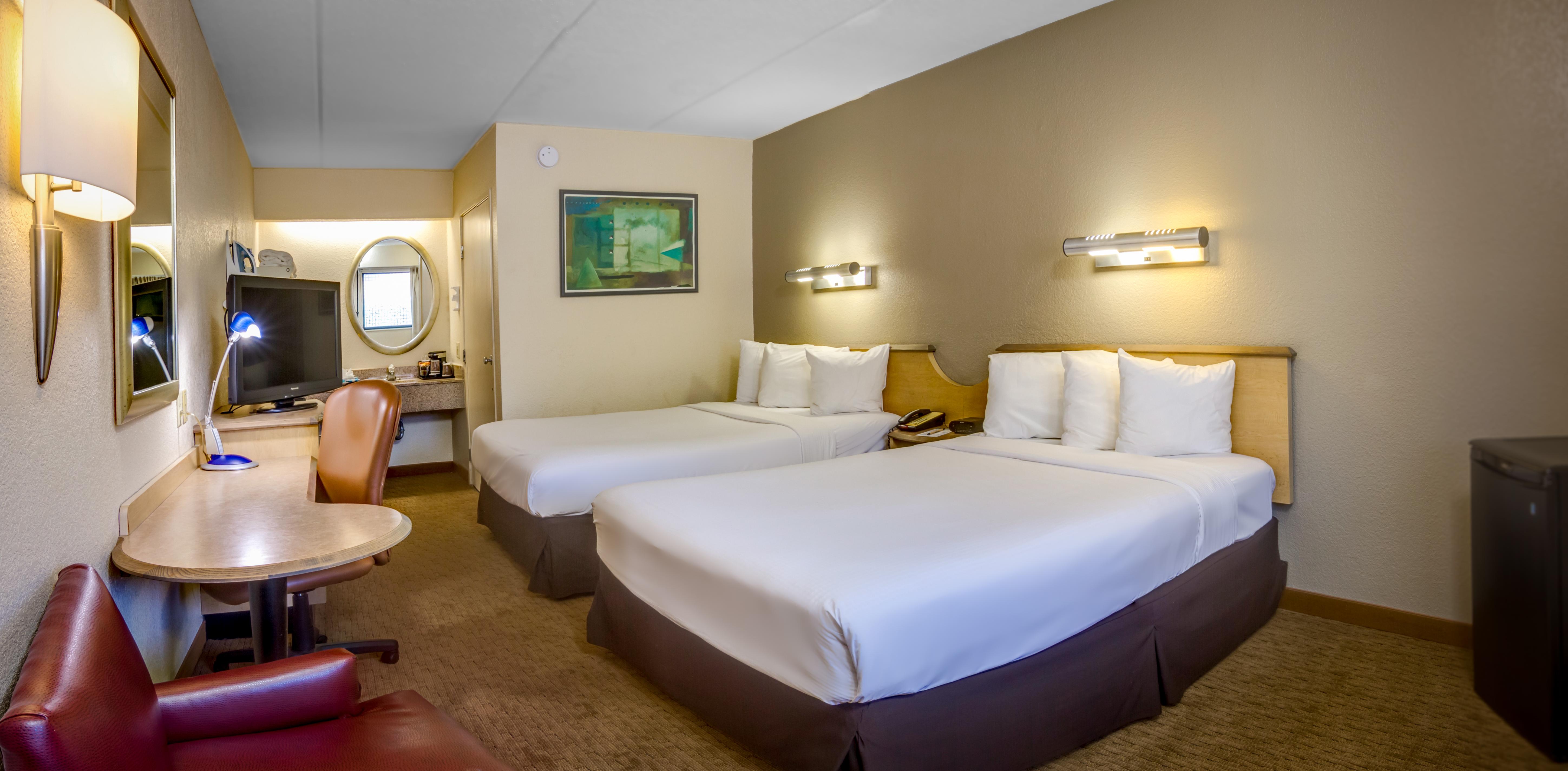 Clarion Inn & Suites At International Drive Williamsburg Екстериор снимка