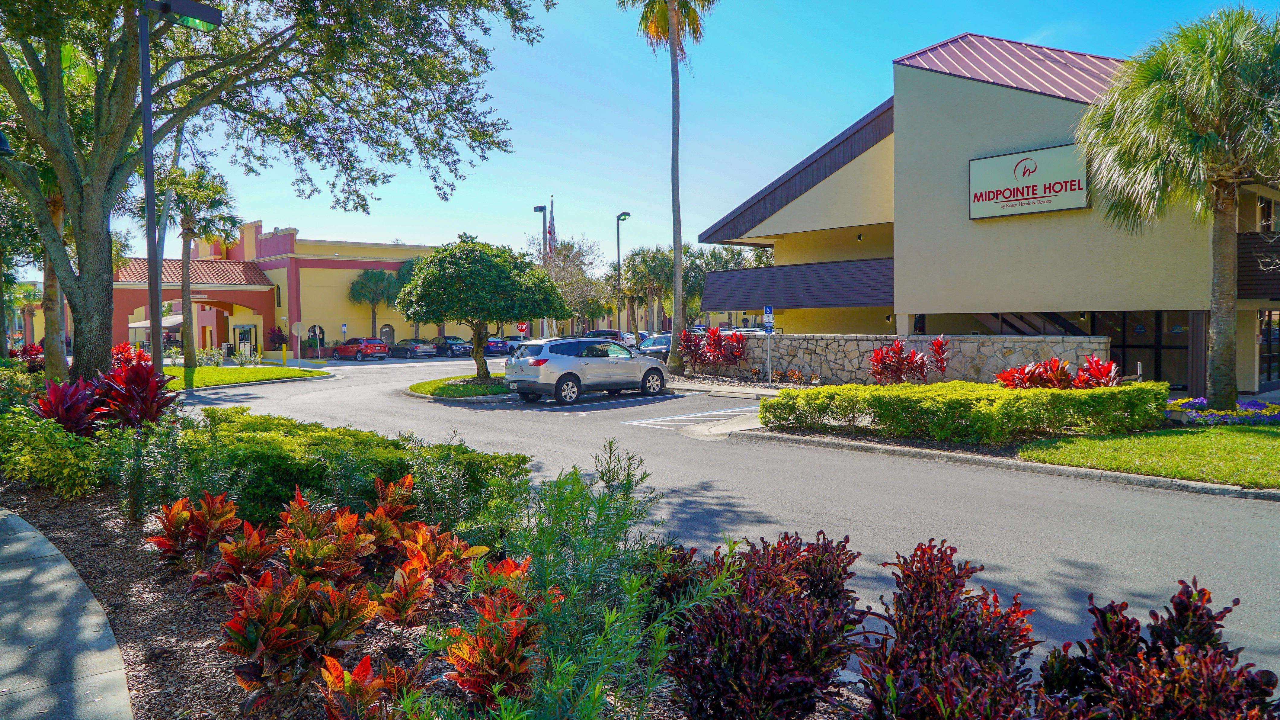 Clarion Inn & Suites At International Drive Williamsburg Екстериор снимка