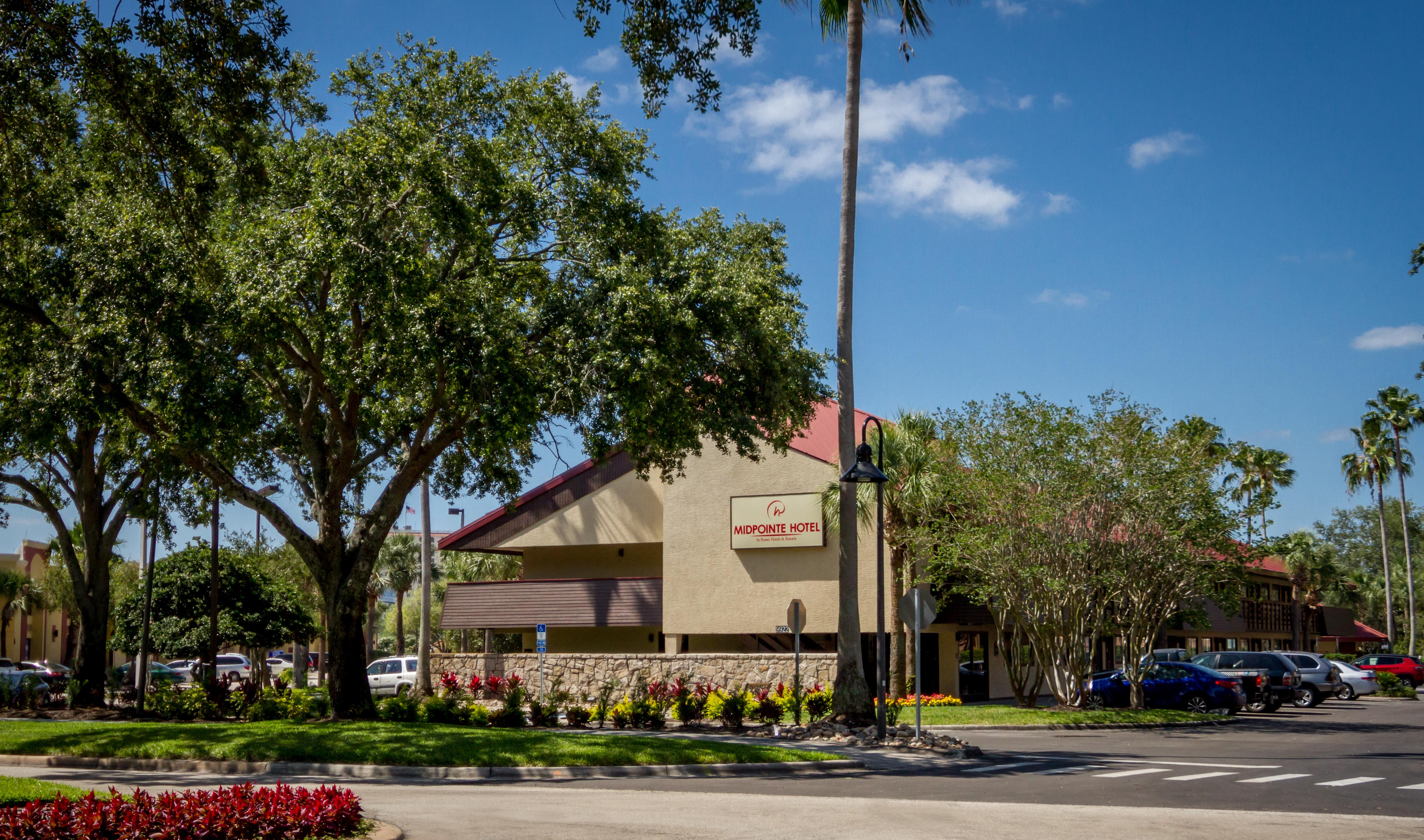 Clarion Inn & Suites At International Drive Williamsburg Екстериор снимка