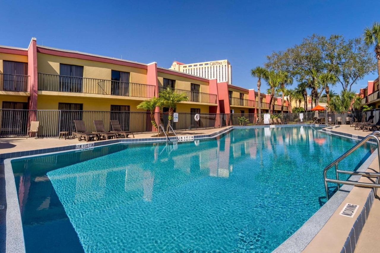 Clarion Inn & Suites At International Drive Williamsburg Екстериор снимка